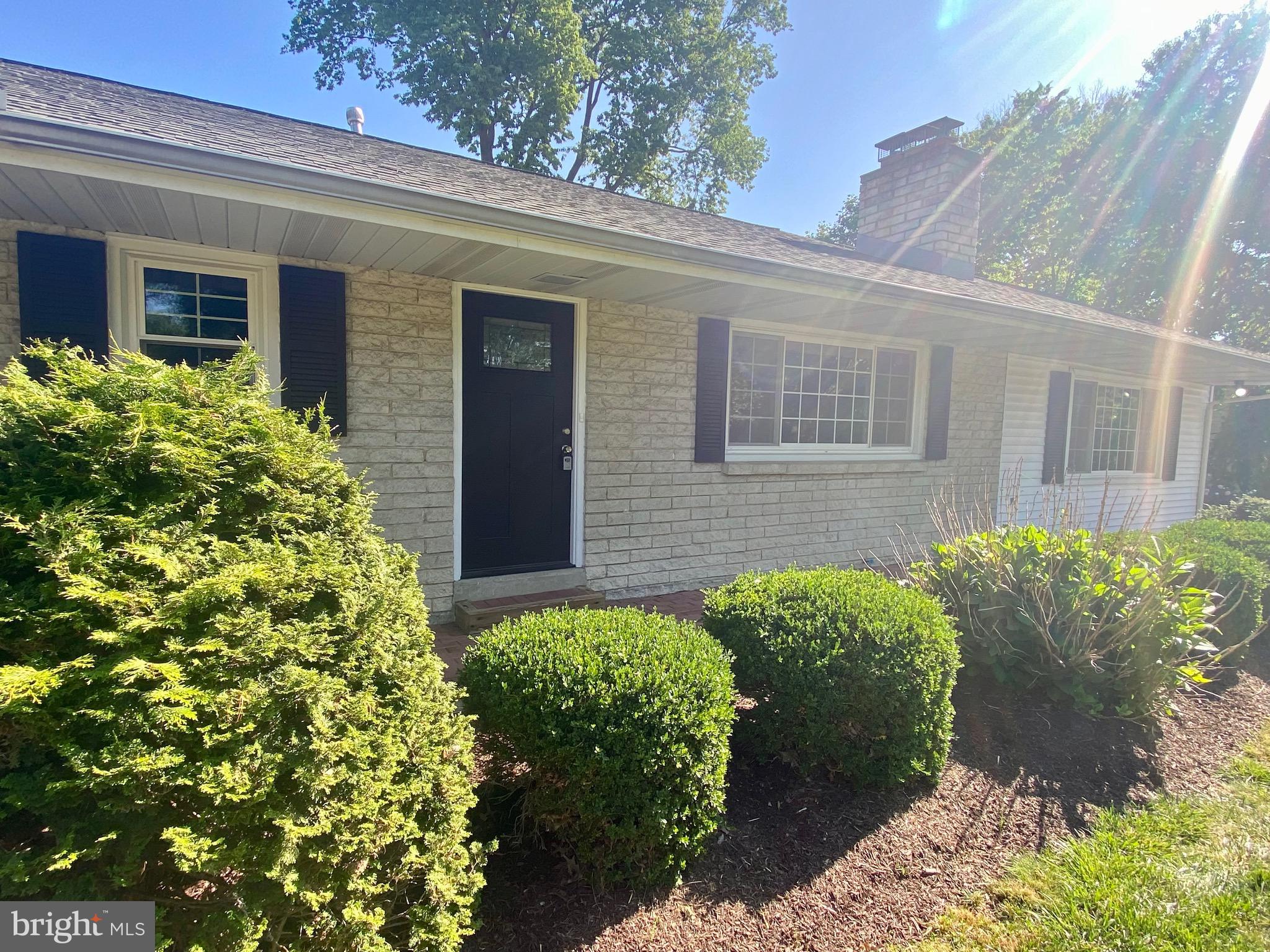 115 East Glenn Road Hershey, PA 17033 - Photo 6 of 52