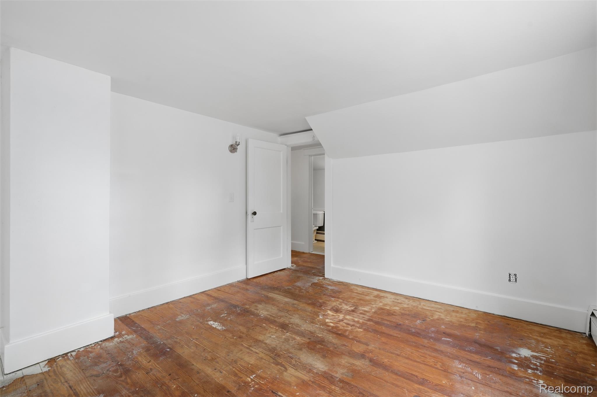 406 Wesley Street Rochester, MI 48307 - Photo 18 of 38 406 wesley-21.jpg