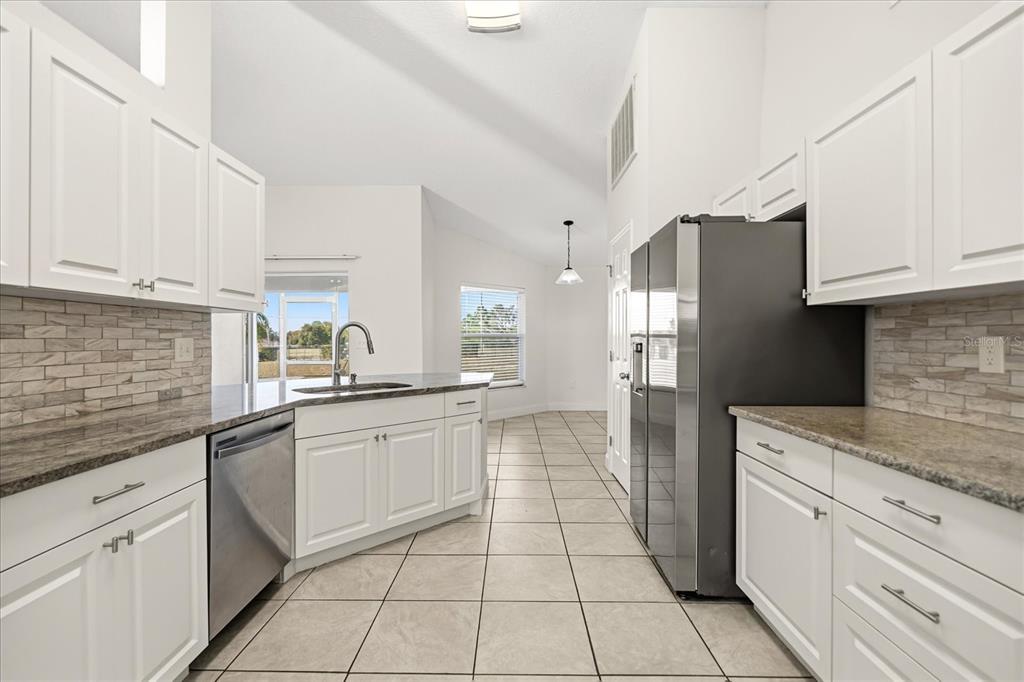 525 Drayton Road Winter Haven, FL 33884 - Photo 15 of 37