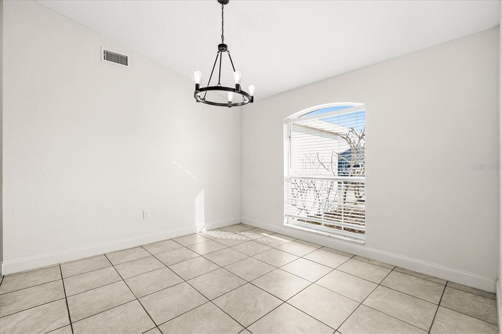 525 Drayton Road Winter Haven, FL 33884 - Photo 7 of 37