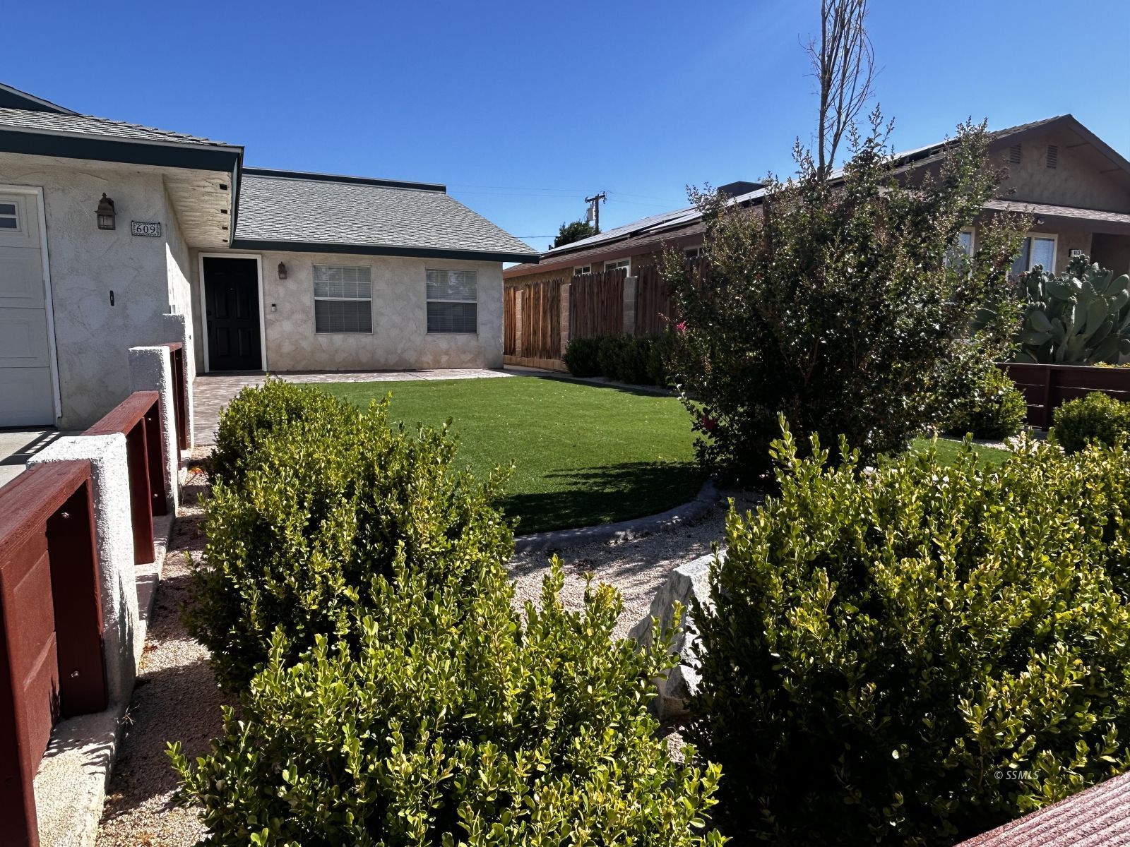 609 Weiman Avenue Ridgecrest, CA 93555 - Photo 2 of 37