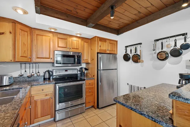 $1,600,000 | 16 Spinney Point Lane, Georgetown, ME 04548