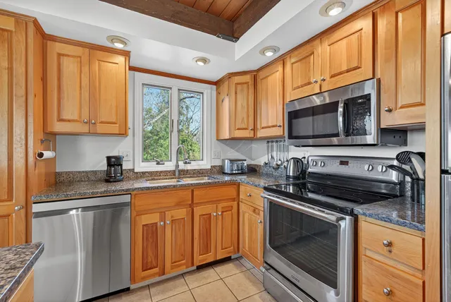 $1,600,000 | 16 Spinney Point Lane, Georgetown, ME 04548