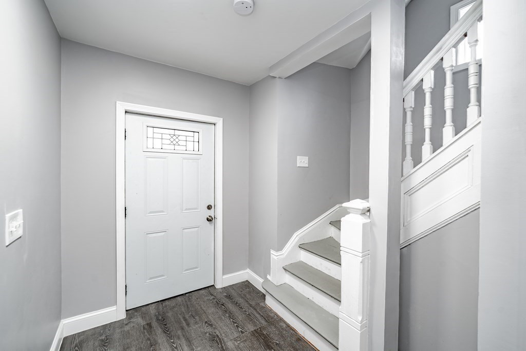 261 Oakland Street Springfield, MA 01108 - Photo 15 of 35 Gallery Image 15
