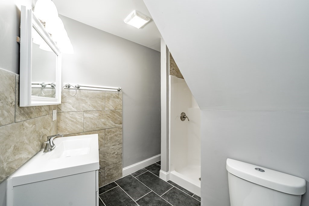 261 Oakland Street Springfield, MA 01108 - Photo 33 of 35 Gallery Image 33