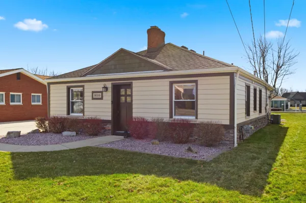 $449,900 | 38310 Huron Pointe Drive, Harrison Township, MI 48045