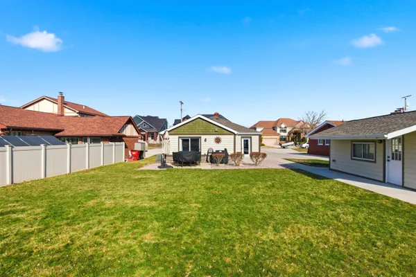 $449,900 | 38310 Huron Pointe Drive, Harrison Township, MI 48045