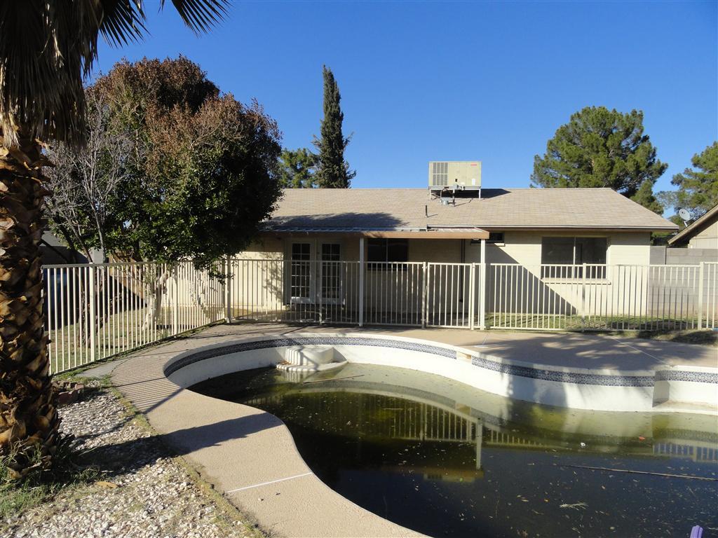 8811 West Cheery Lynn Road Phoenix, AZ 85037 - Photo 11 of 11 Rear of Home