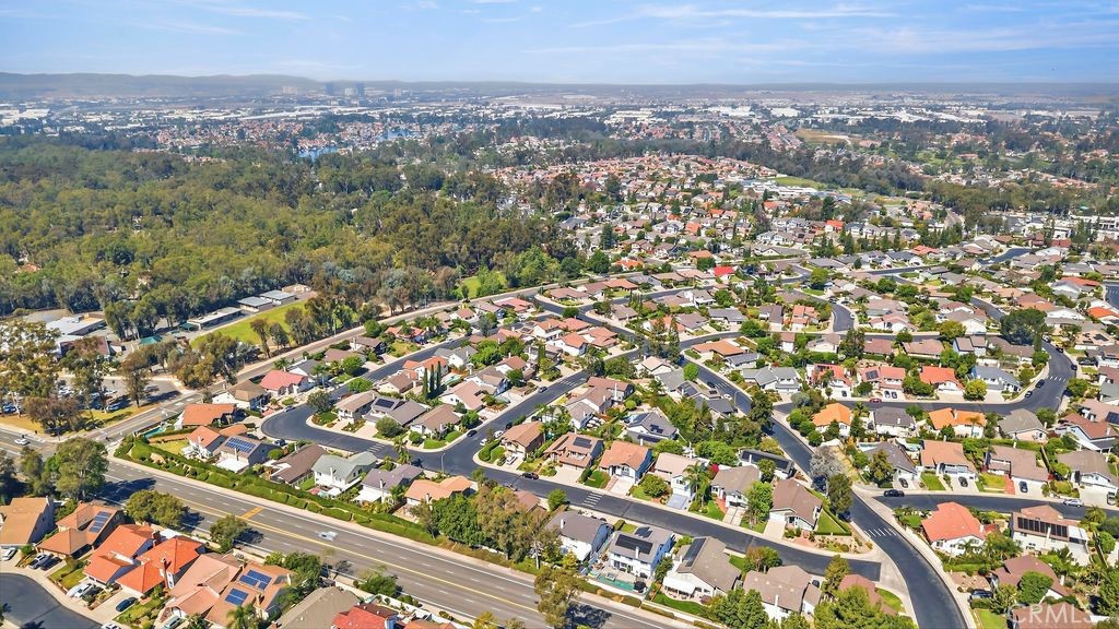 22141 Comanche Road Lake Forest, CA 92630 - Photo 39 of 50