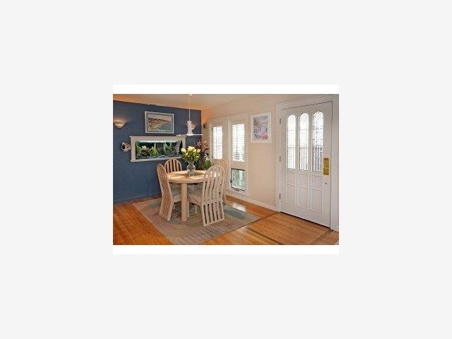 4150 Bye Way Santa Cruz, CA 95062 - Photo 5 of 9 a outdoor living space with furniture