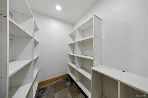 $980,000 | 1932 Apache Avenue, South Lake Tahoe, CA 96150