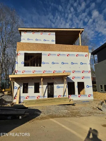 $950,000 | Tipi Way, Pigeon Forge, TN 37863