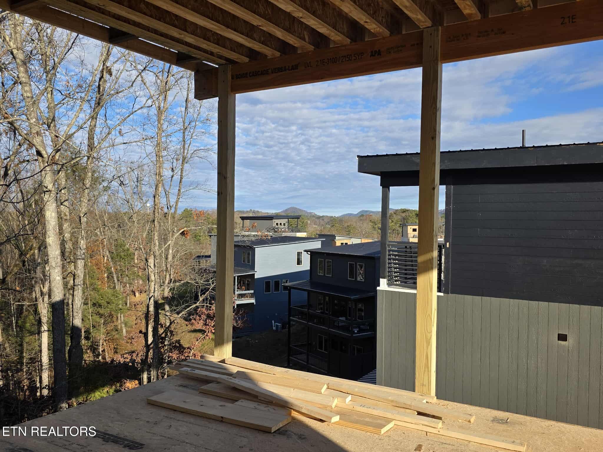 Tipi Way Pigeon Forge, TN 37863 - Photo 4 of 10 views 2