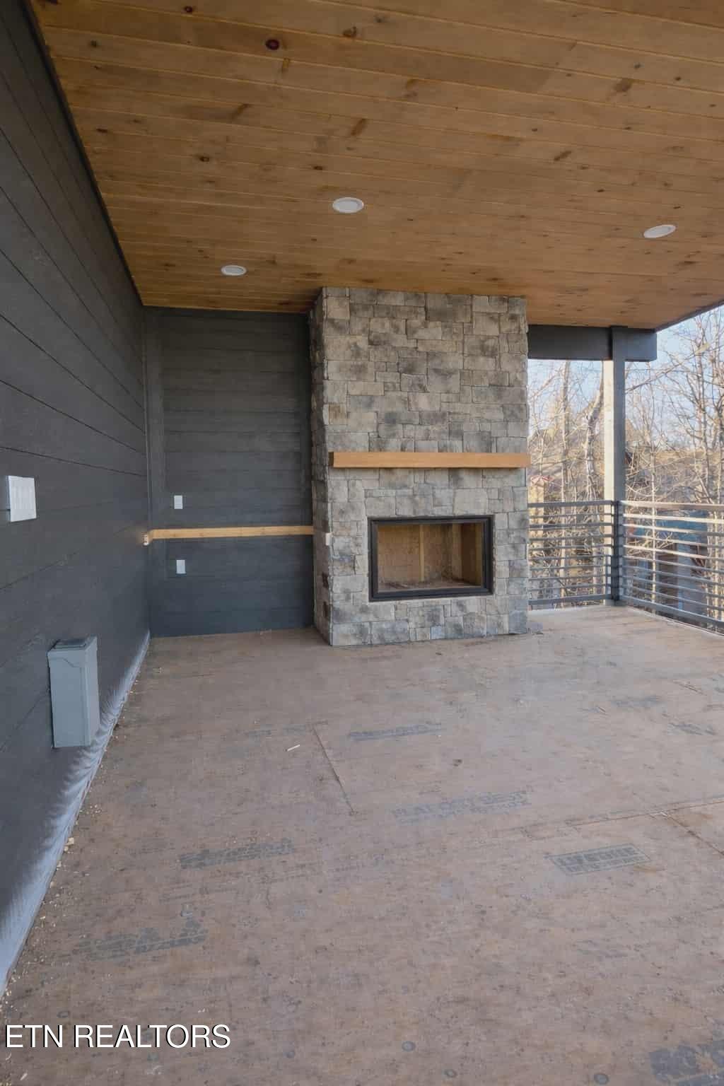 2911 Tipi Way Pigeon Forge, TN 37863 - Photo 5 of 12 fireplace