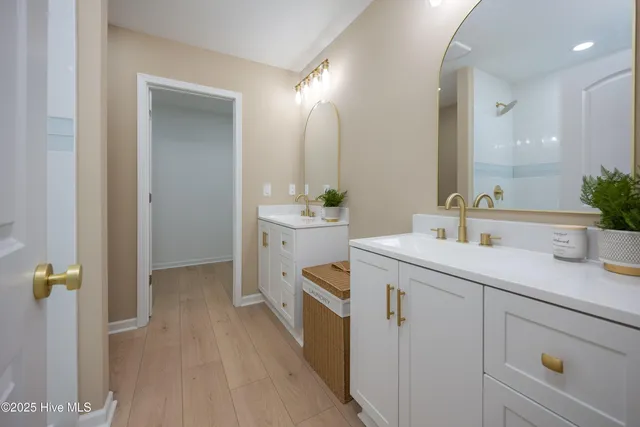 $244,500 | 302 South West Street, Roseboro, NC 28382