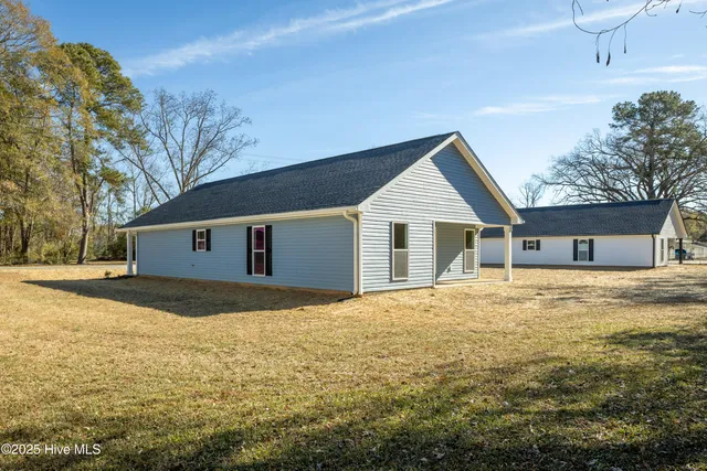 $244,500 | 302 South West Street, Roseboro, NC 28382