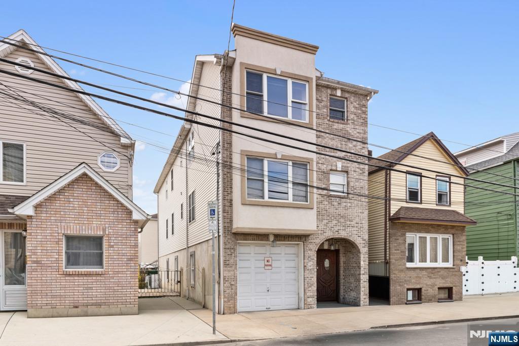 46 Barbara Street Newark, NJ 07105 - Photo 2 of 36