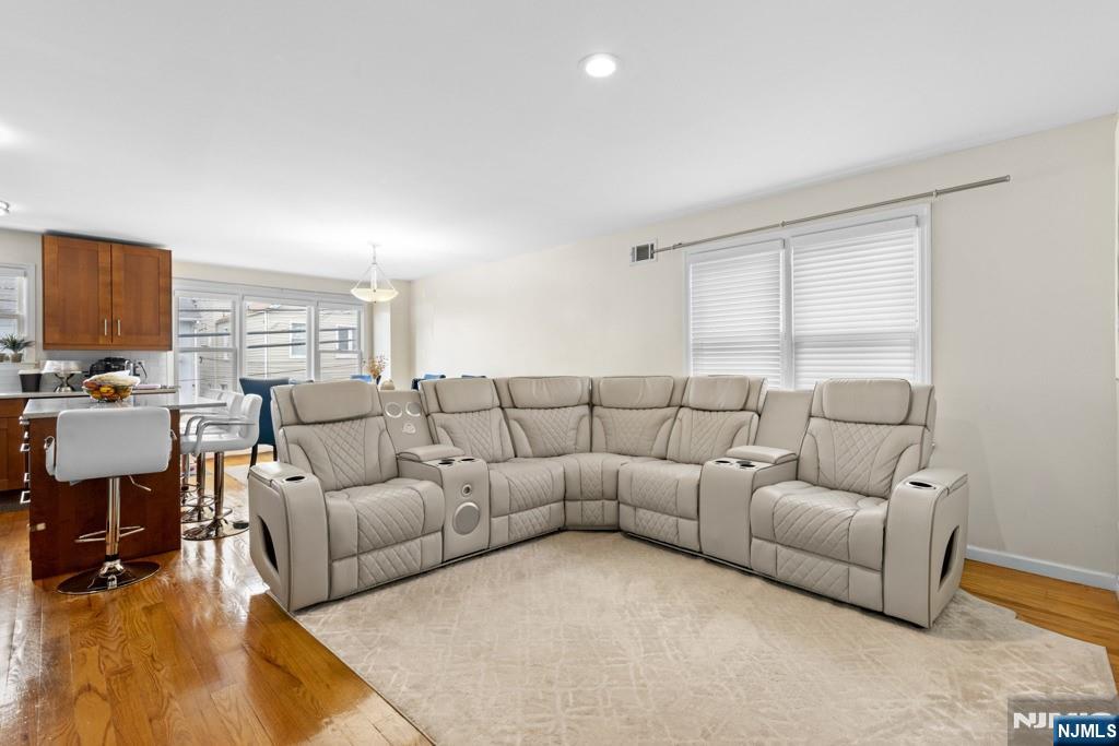 46 Barbara Street Newark, NJ 07105 - Photo 5 of 36