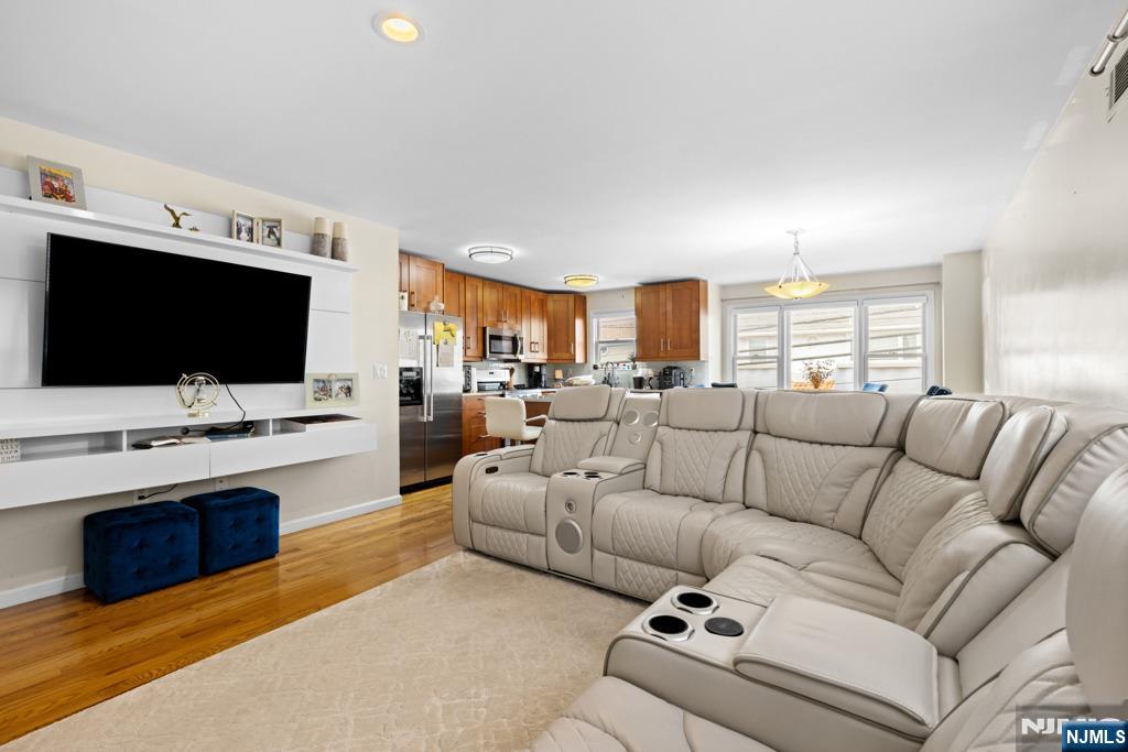 46 Barbara Street Newark, NJ 07105 - Photo 6 of 36