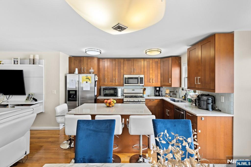 46 Barbara Street Newark, NJ 07105 - Photo 9 of 36