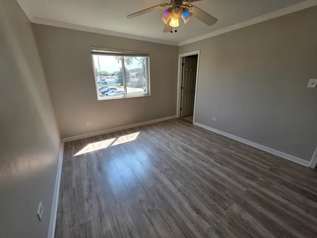 $224,900 | 910 Beau Drive, Unit 202, Des Plaines, IL 60016