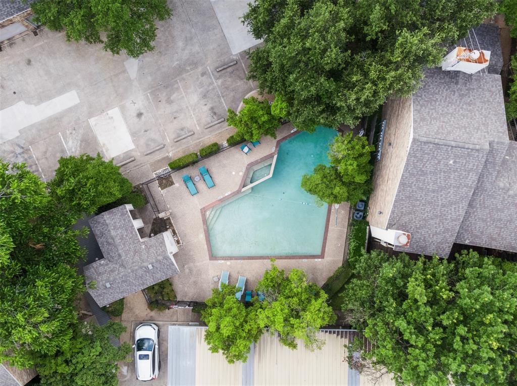 7340 Skillman Street, Unit 1113 Dallas, TX 75231 - Photo 27 of 31 Community Pool