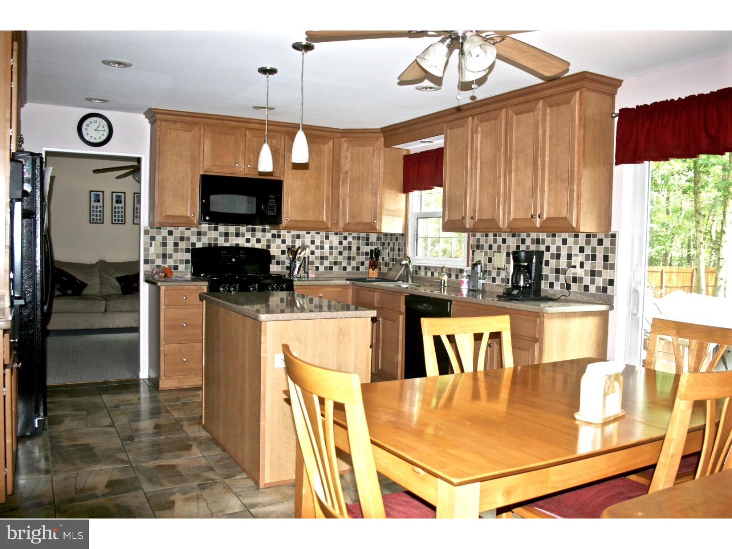 279 Hopewell Road Medford, NJ 08055 - Photo 5 of 25