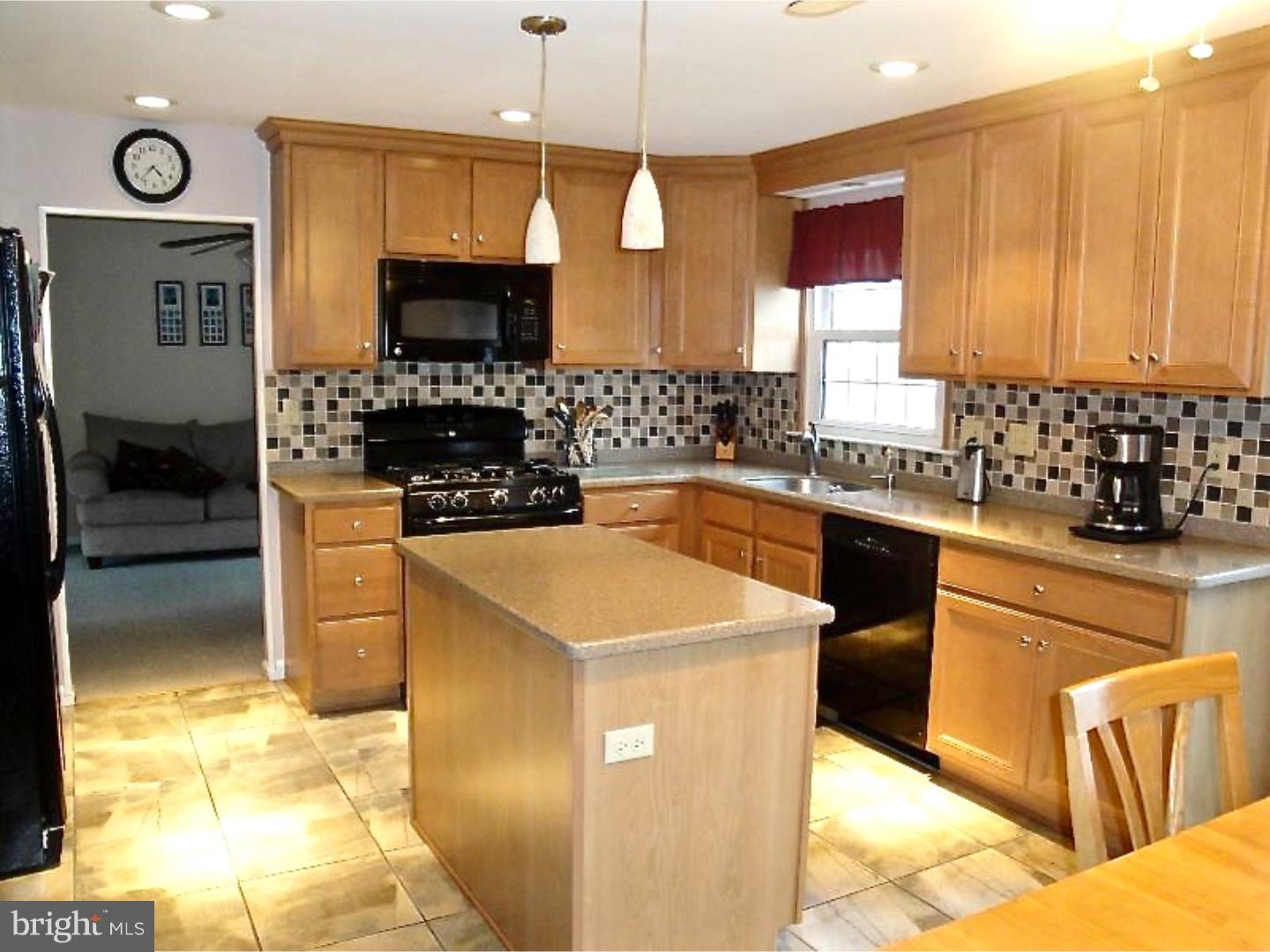 279 Hopewell Road Medford, NJ 08055 - Photo 6 of 25
