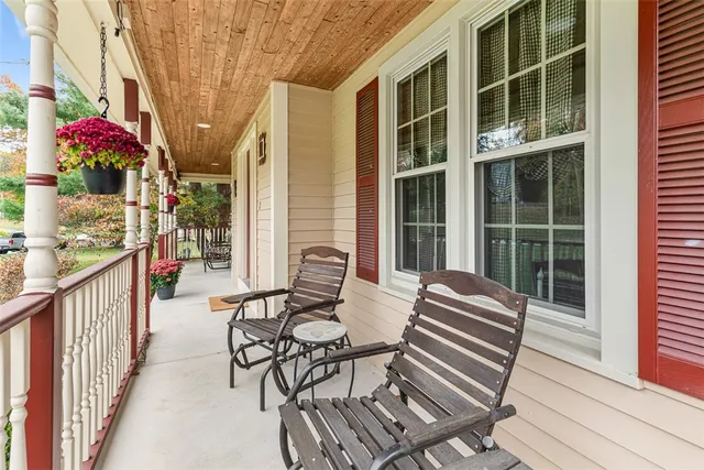 $699,900 | 11 Southbury Road, Cumberland, RI 02864