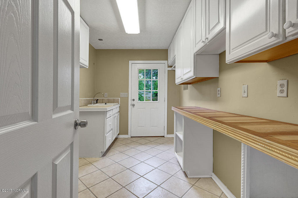 529 Hidden Valley Road Wilmington, NC 28409 - Photo 11 of 22 529HiddenValley-29