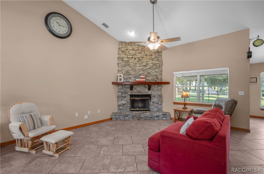 4618 East Stallion Lane Inverness, FL 34452 - Photo 16 of 71