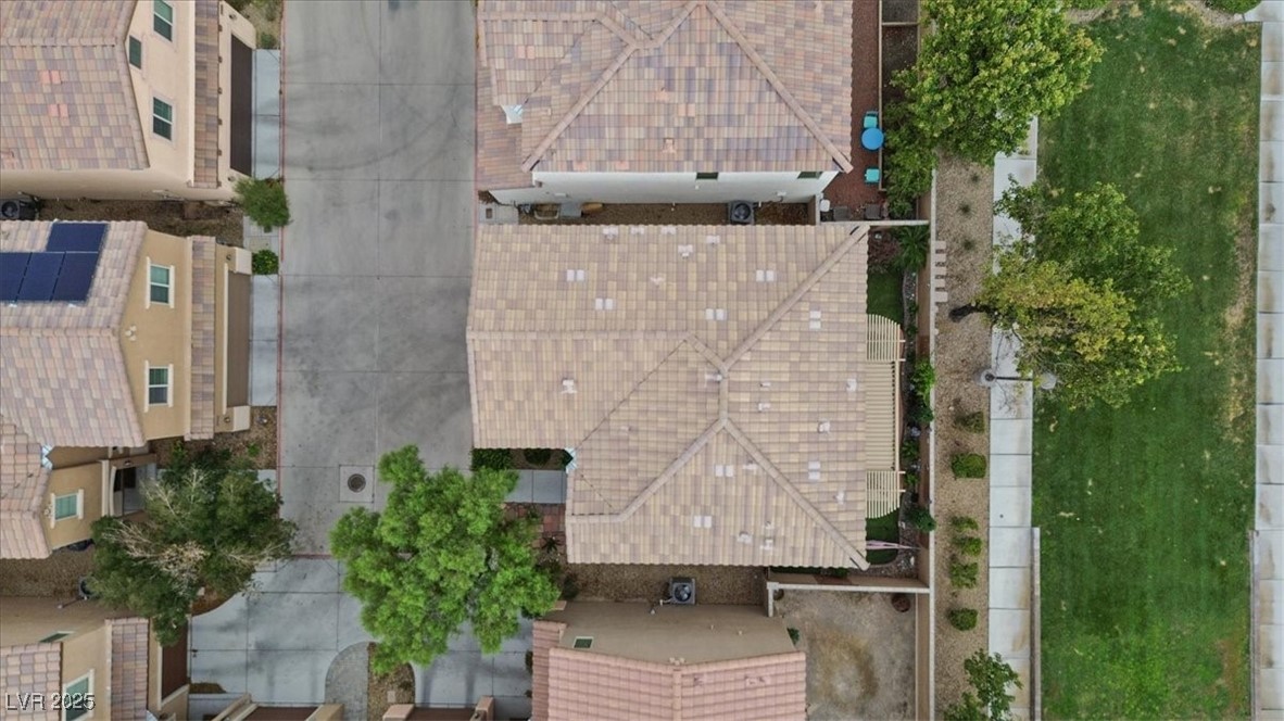 9040 Magnetic Court Las Vegas, NV 89149 - Photo 34 of 43 Aerial view of property and surrounding area