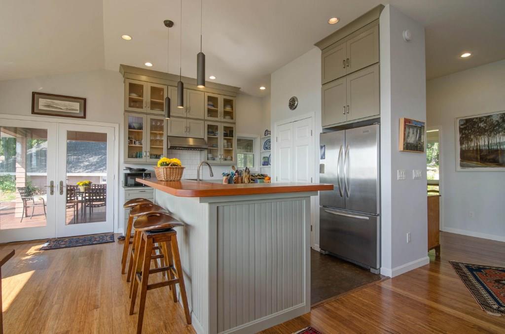 9 Highview Road Freeport, ME 04032 - Photo 9 of 26 Kitchen