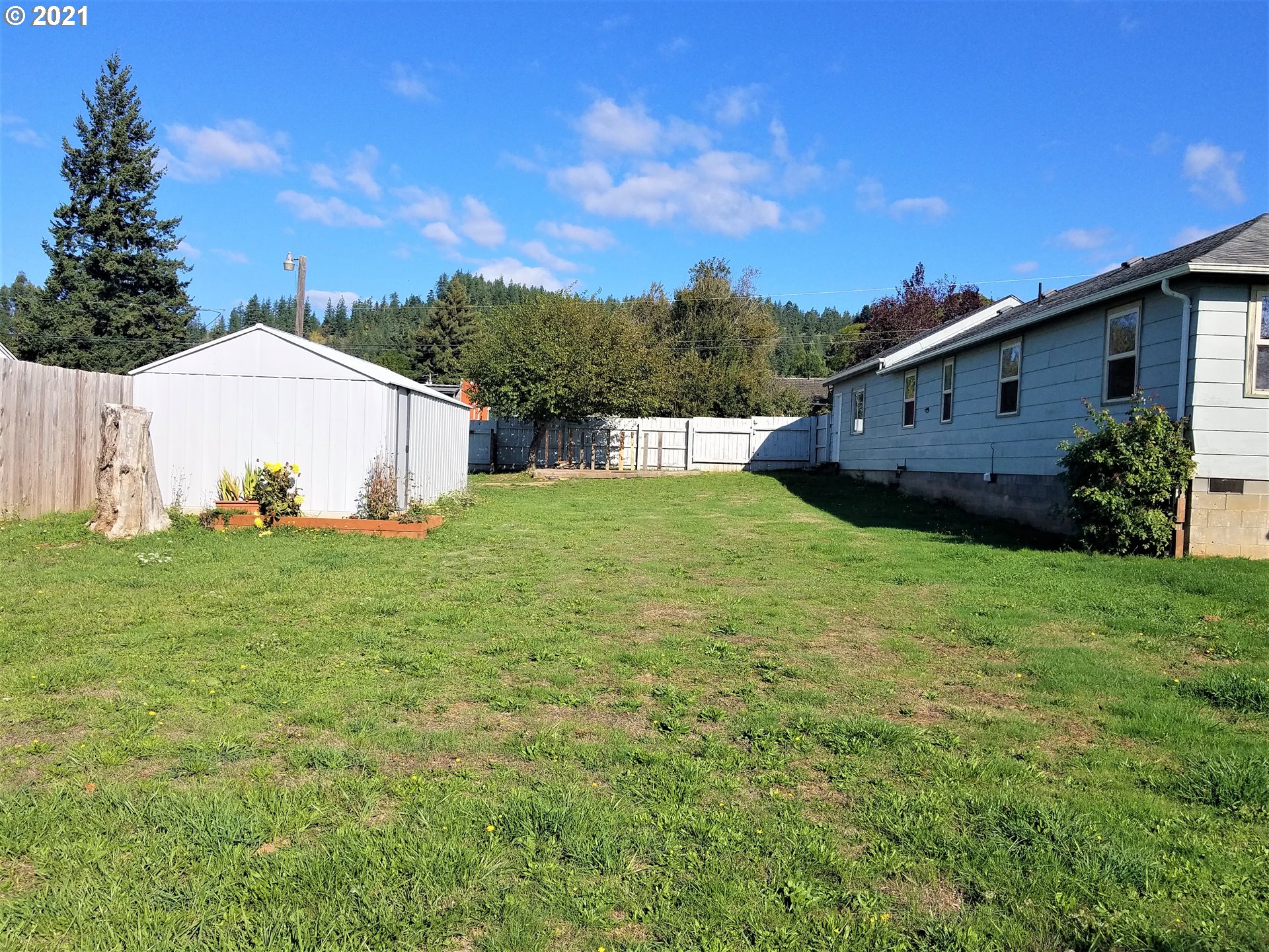 1950 Snyder Court Myrtle Point, OR 97458 - Photo 25 of 27 Gallery Image 25