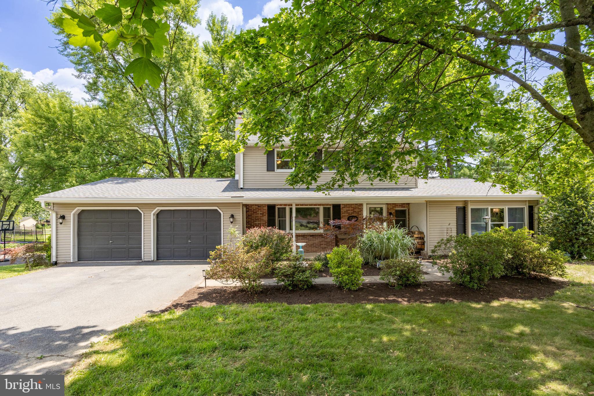 1260 Kauffman Road Pottstown, PA 19464 - Photo 2 of 36 Gallery Image 2
