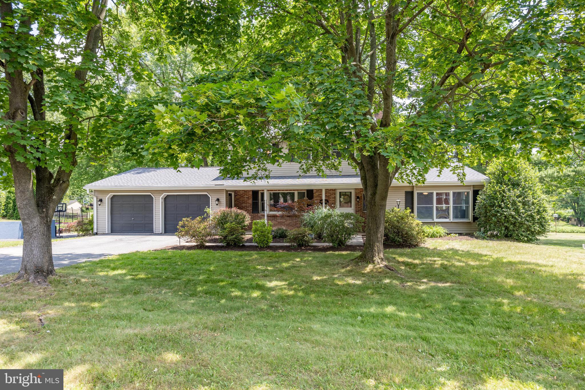 1260 Kauffman Road Pottstown, PA 19464 - Photo 4 of 36 Gallery Image 4