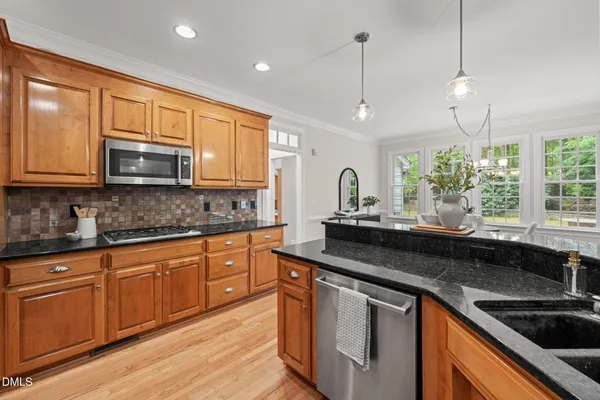 $1,000,000 | 5809 Stone Spring Road, Raleigh, NC 27613