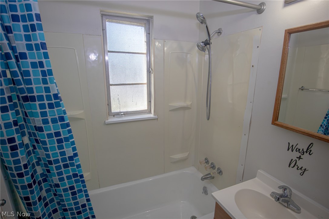 13708 Rockside Road Garfield Heights, OH 44125 - Photo 23 of 27