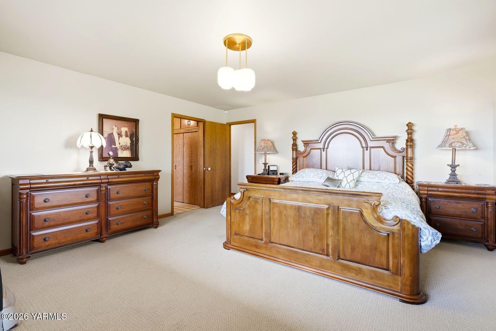 170732 Olsen Road Grandview, WA 98930 - Photo 18 of 58 17 Primary