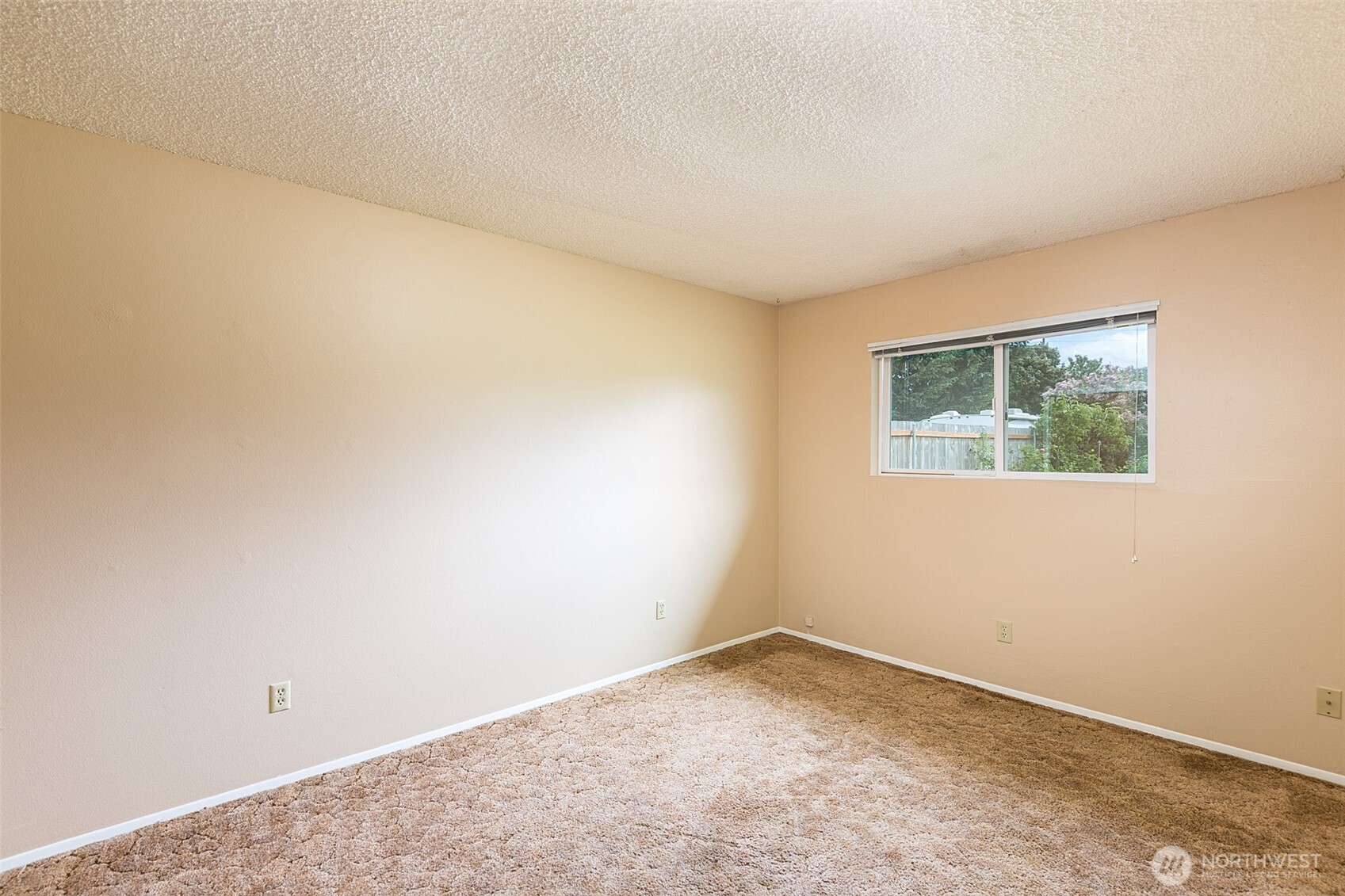 717 East Spruce Street Sequim, WA 98382 - Photo 10 of 40