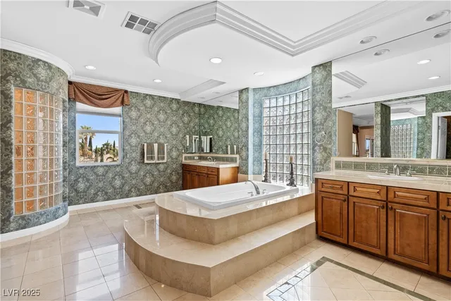 $8,000 | 3010 Hammerwood Drive, Las Vegas, NV 89135