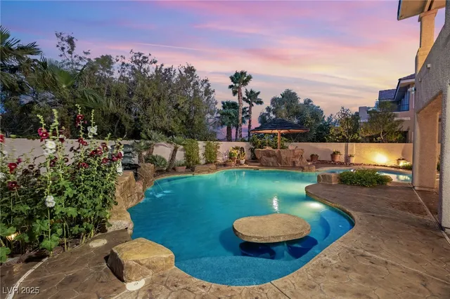 $8,000 | 3010 Hammerwood Drive, Las Vegas, NV 89135