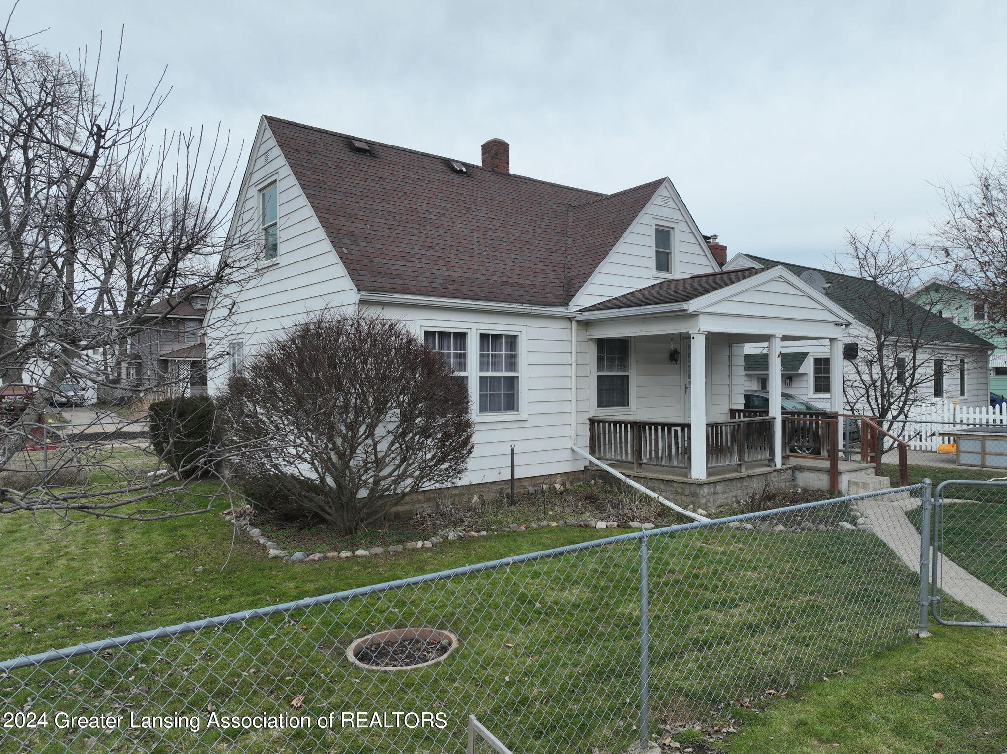 323 Kensington Road Lansing, MI 48910 - Photo 31 of 39 9-web-or-mls-323 Kensington (9)