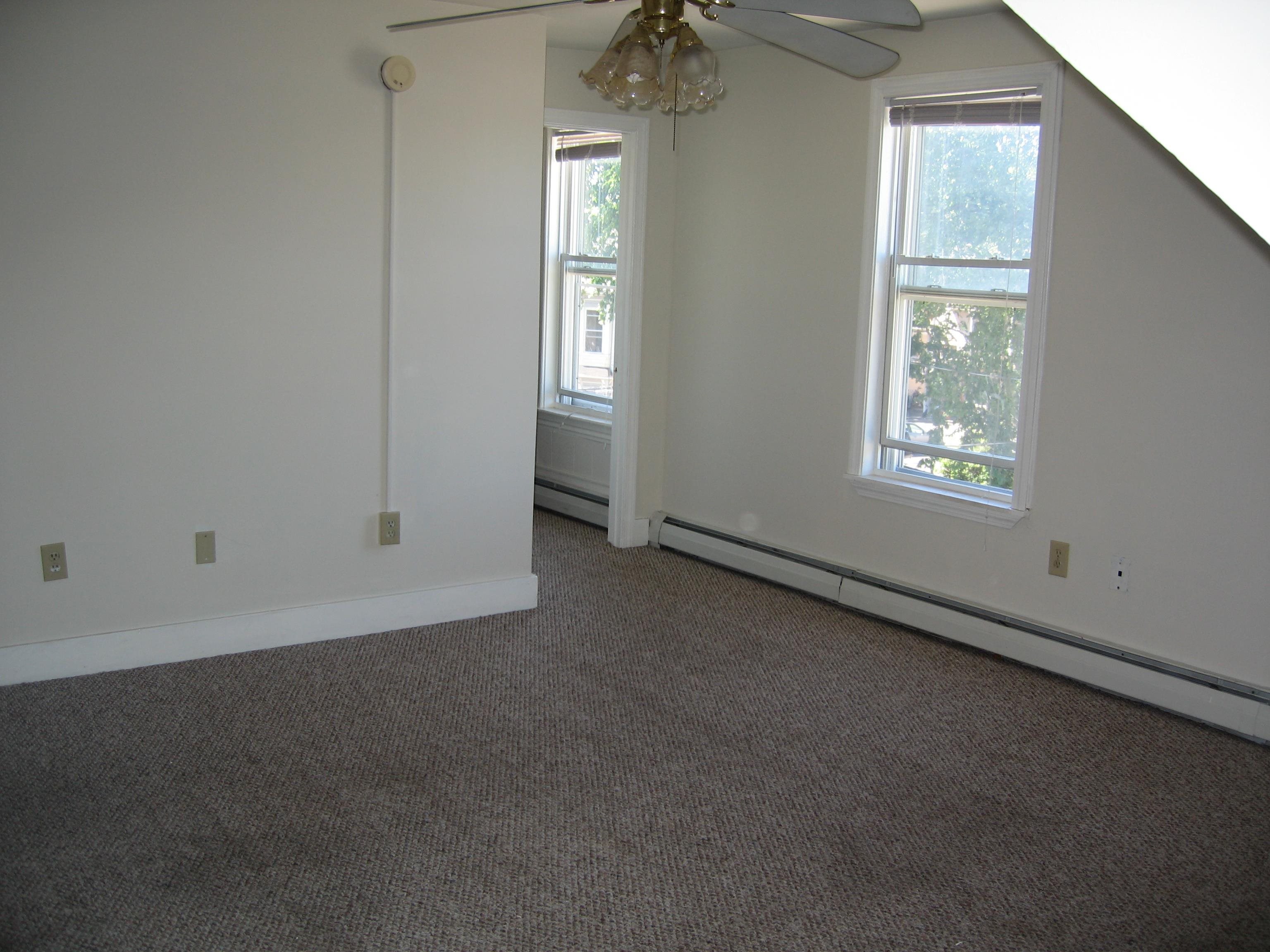 400 Hanover Street Manchester, NH 03104 - Photo 13 of 24 Gallery Image 13