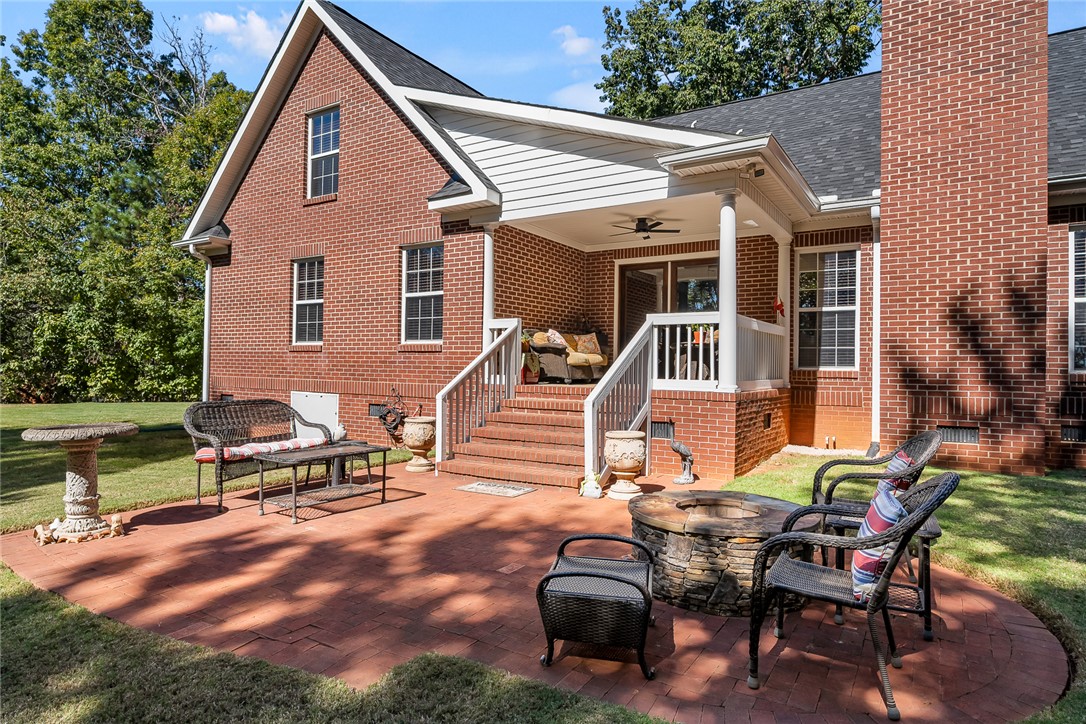 119 Devon Court Easley, SC 29640 - Photo 31 of 42