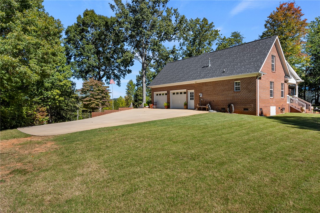 119 Devon Court Easley, SC 29640 - Photo 36 of 42