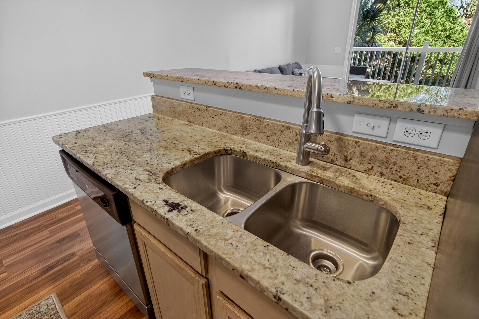 2262 Folly Road, Unit 1G Charleston, SC 29412 - Photo 12 of 37 23_23_mls