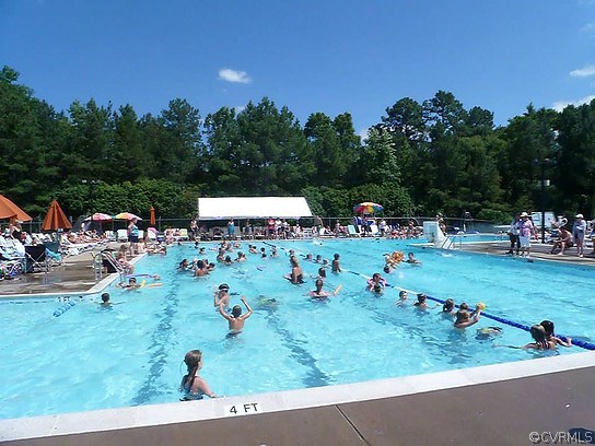 513 Walton Park Road Midlothian, VA 23114 - Photo 31 of 32 Walton Park Community Pool