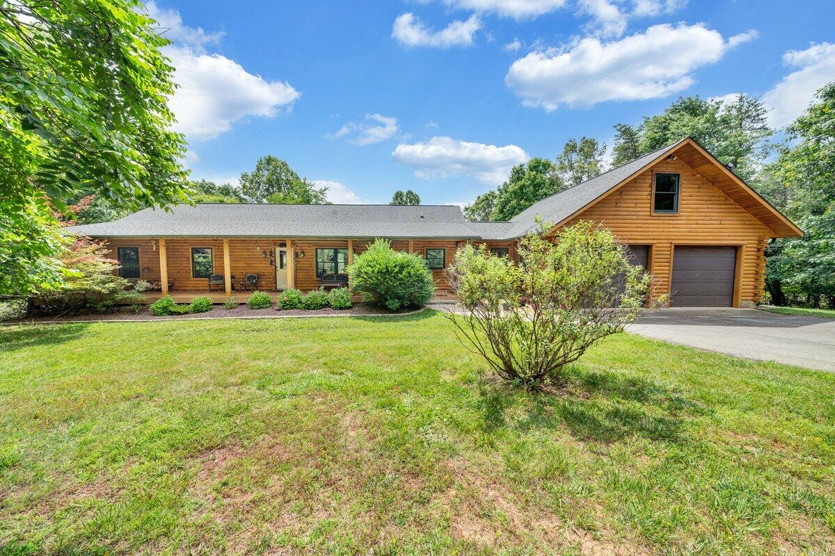 250 Knoll Ridge Lane Rocky Mount, VA 24151 - Photo 12 of 122 MIB06806