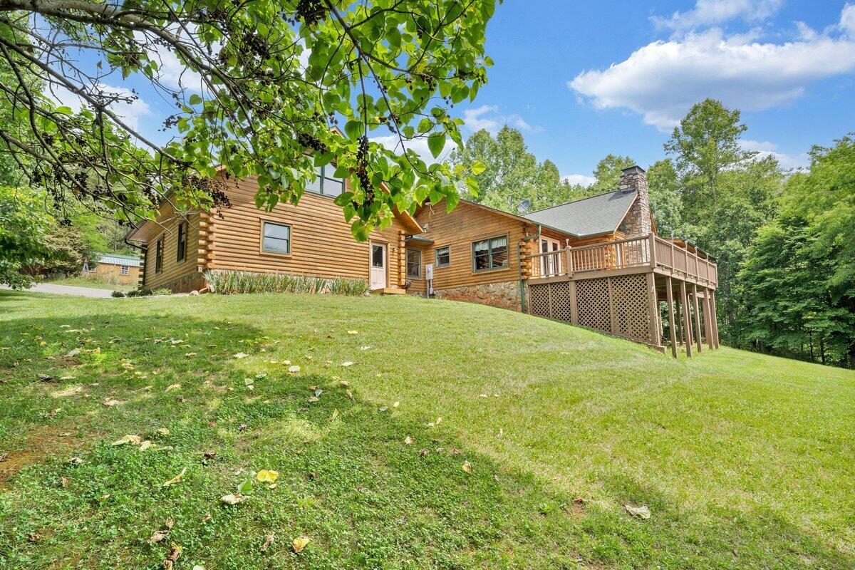 250 Knoll Ridge Lane Rocky Mount, VA 24151 - Photo 16 of 122 MIB06770